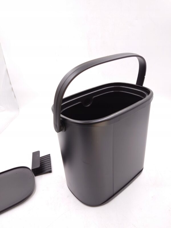 79e336a2f028174cbfdd7d94f6ee04e6