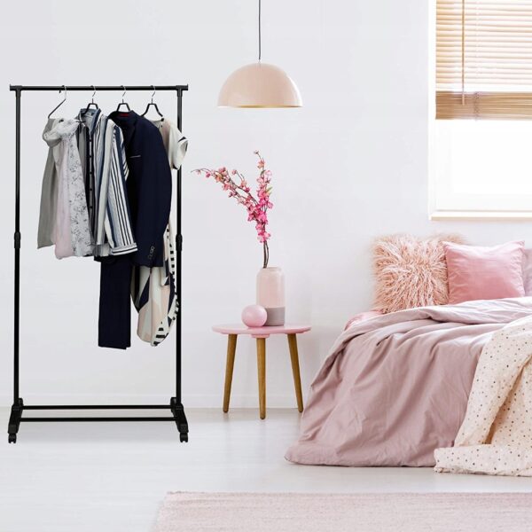 b106db588fa3d1f92b2a48540c800400